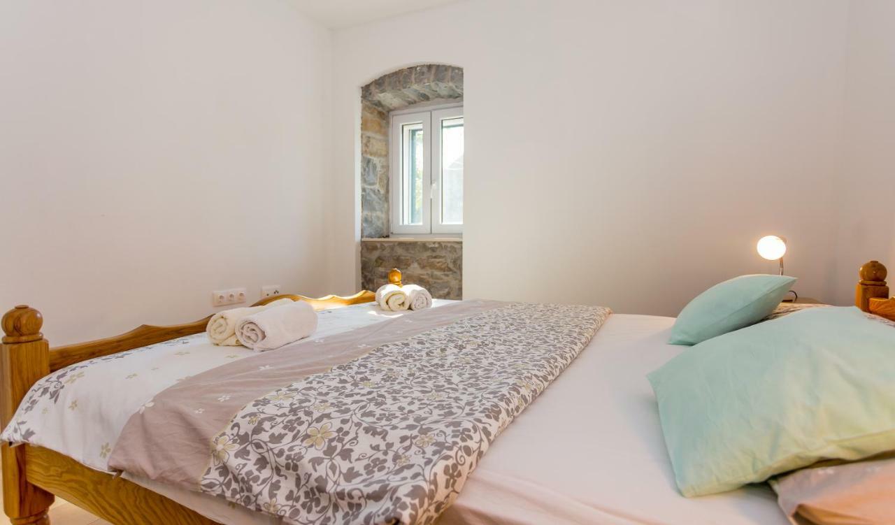 Apartmani Rebac Gata Екстериор снимка