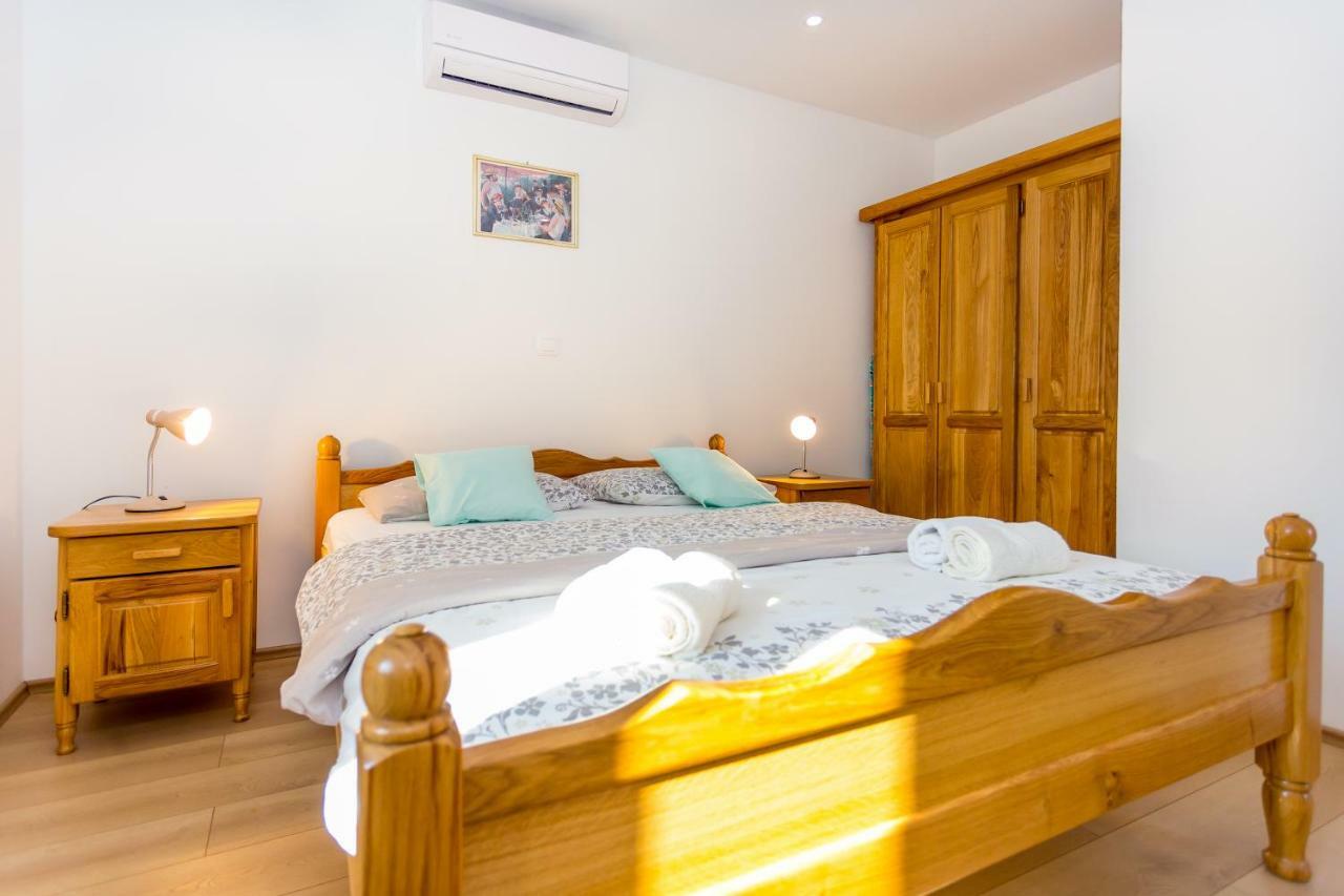 Apartmani Rebac Gata Екстериор снимка